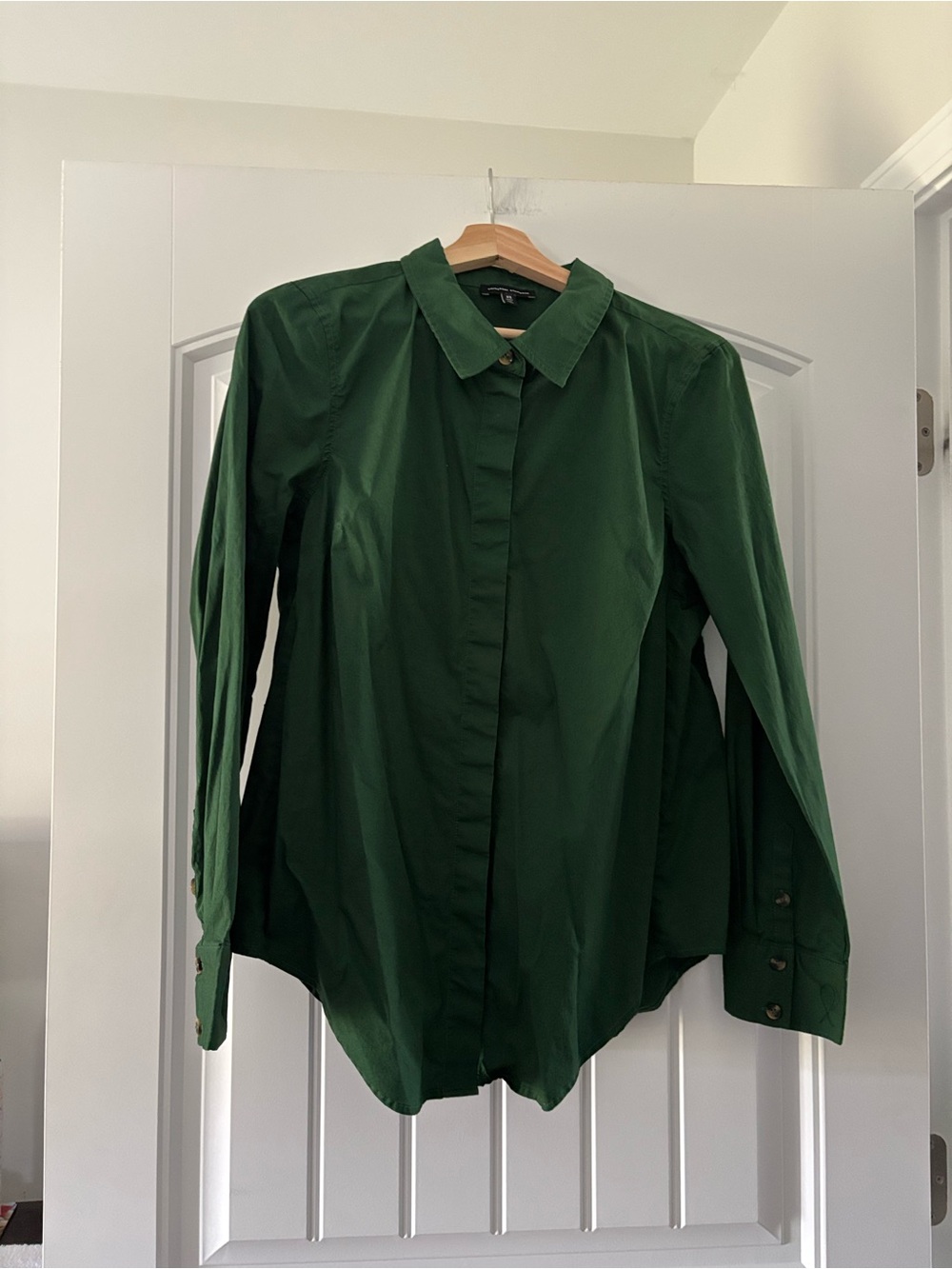 Universal Standard Deep Green Women's Button-Down Shirt